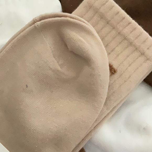 Louis Vuitton Men's  and Women’s Casual Socks - Black, Brown, White, Tan - Picture 4 of 4